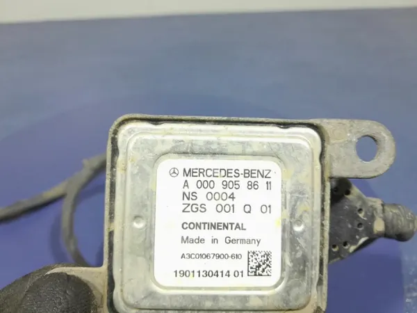 Mercedes Lambda NOX Anturi OEM A0009058611 image 4
