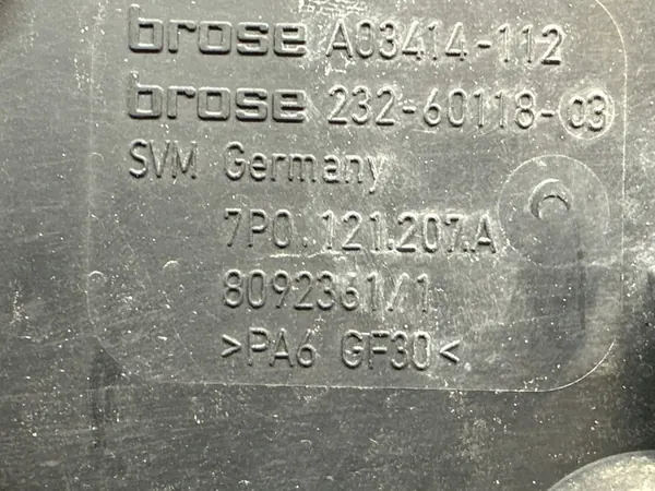 Elektrisk kylfläkt Volkswagen Touareg II 2012 OEM 7P0121207A image 7