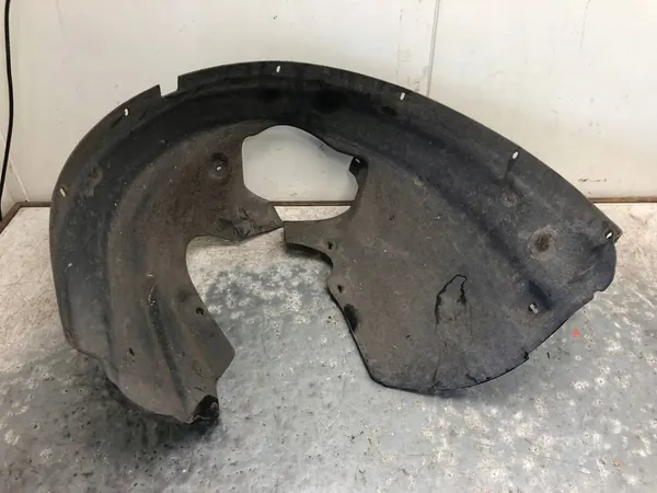 Vasen etulokasuoja VW New Beetle image 4