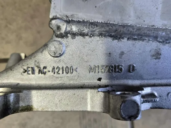 Coletor de admissão VW Audi Skoda 2.0 TDI 04L 766B image 3