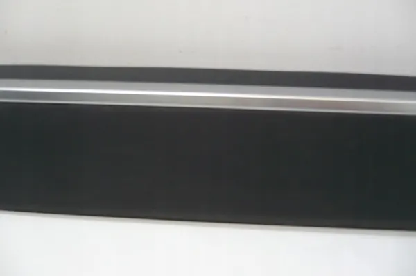 OEM 87734-P2000/PP KIA Moldura Puerta Derecha Delantera image 4
