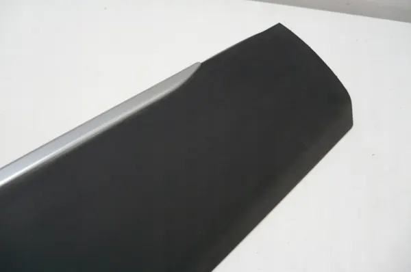 OEM 87734-P2000/PP KIA Moldura Puerta Derecha Delantera image 7
