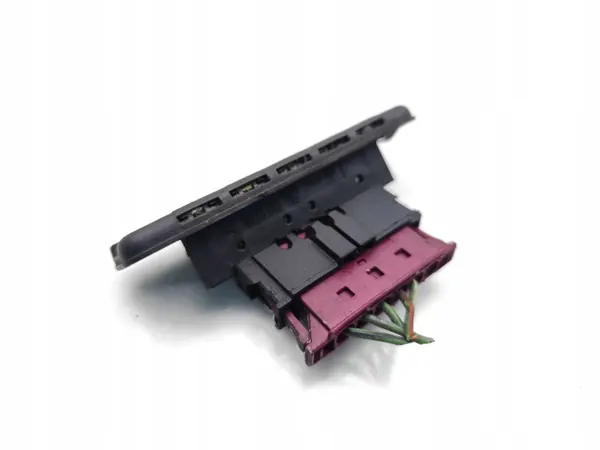 Faixa porta lateral Mercedes-Benz Vito OEM 6398200311 Esquerda image 3