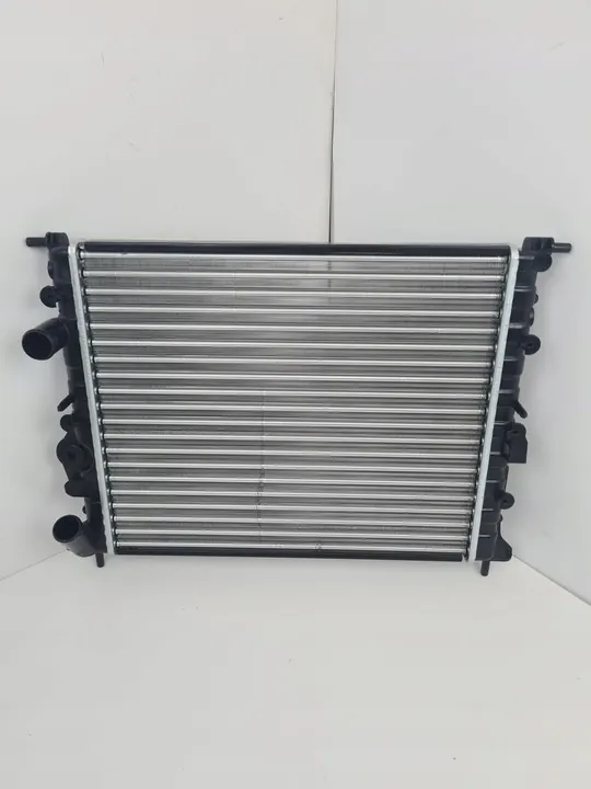 Radiador de refrigeración del motor NRF 58023 image 2