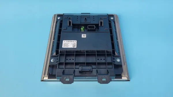 Mercedes W206 C200 LCD-Display A2069006514 - Gebraucht image 4