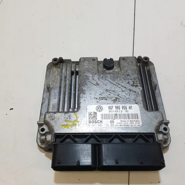 Motorsteuergerät OEM 06F906056AM für VW Passat B6 image 2