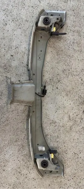 Etupuskuri vahvistus Mitsubishi Outlander 2 image 3