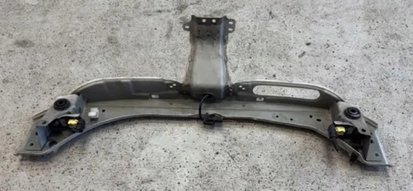 Etupuskuri vahvistus Mitsubishi Outlander 2 image 4