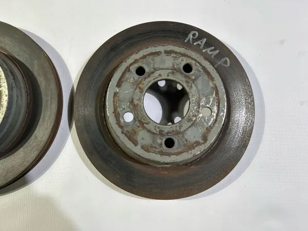OEM 6789230 Framhjulsbromsskivor för Dodge RAM 1500 image 6