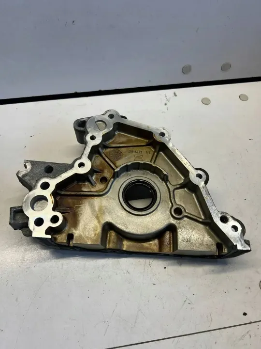 Peças compartimento motor Audi A4 B9 OEM 04E103153B image 2