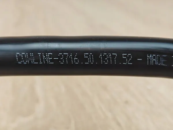 Tuyau d'alimentation en huile BMW 540i G30 G31 OEM 9847127 image 6