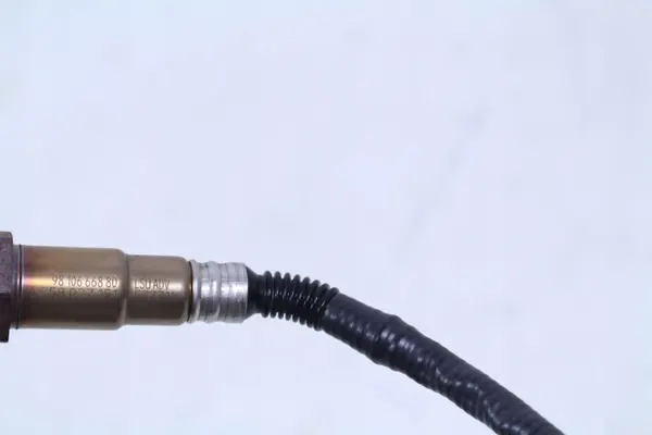 Sonde lambda OEM 9810666880 pour Citroën C5 Aircross image 4