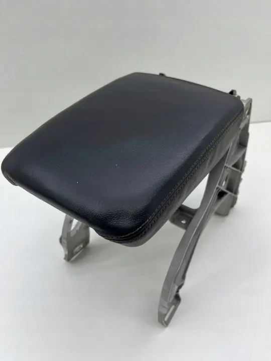Audi A4 B9 middenconsole armsteun OEM 8W0864283A image 2
