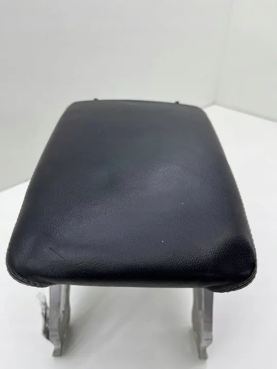 Audi A4 B9 middenconsole armsteun OEM 8W0864283A image 3