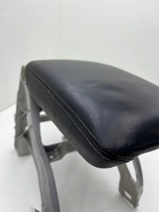 Audi A4 B9 middenconsole armsteun OEM 8W0864283A image 4