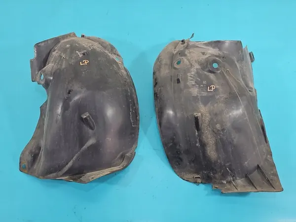 Left Front Wheel Arch Renault Clio III 8200289935 image 2