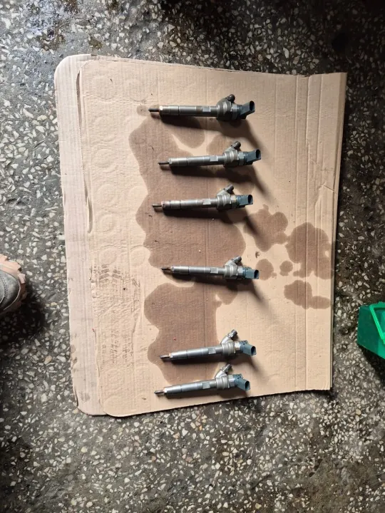 OEM 0445110616 7810702 injectorset voor BMW 2.0/3.0D image 2
