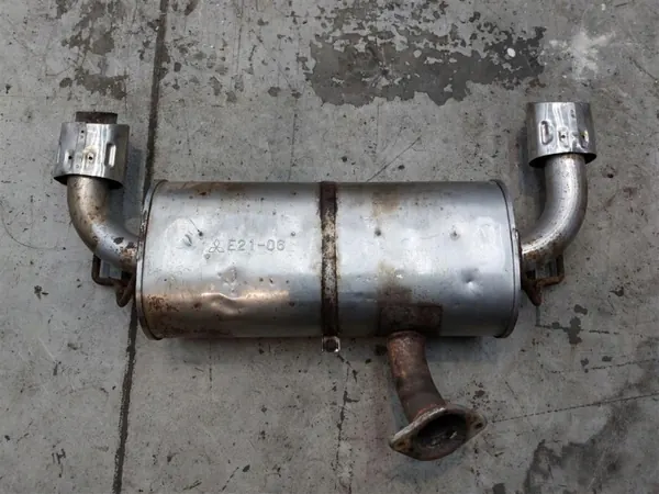 Silencieux échappement Mitsubishi Lancer OEM 2TLUKC image 5