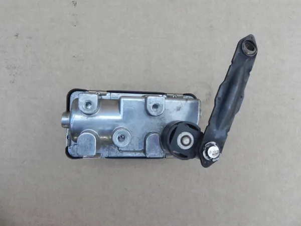 Actuador turbo G-32 para Ford Transit 1.8 TDCi image 4
