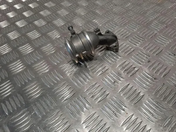 Audi OE 06E131101K Venttiili Toissijainen Ilmapumppu image 3
