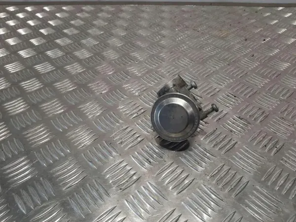 Audi OE 06E131101K Venttiili Toissijainen Ilmapumppu image 4