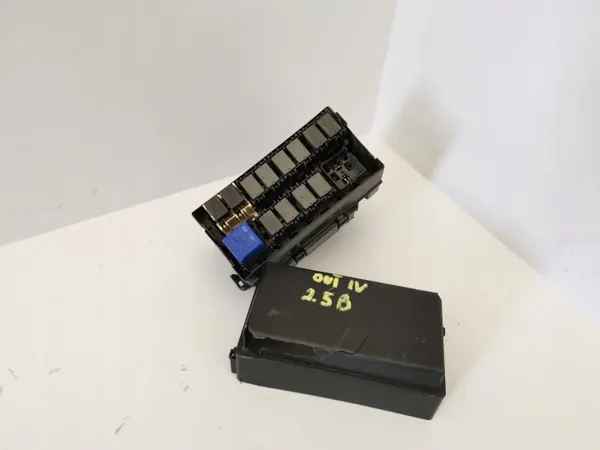 Zekeringkast Mitsubishi OE OEM voor Outlander IV 2.5B image 2