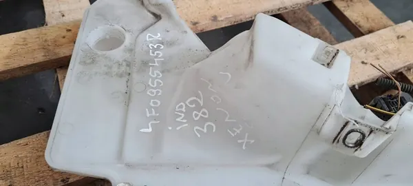 Audi A6 Pesuneste Säiliö 4F0955453R image 7