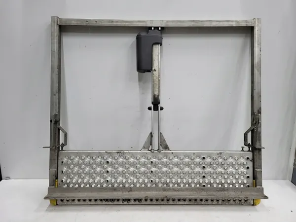 Carroçaria elevadora contentor VW Crafter OEM 15536 - Usado image 2