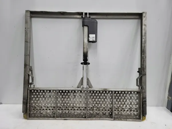 Carroçaria elevadora contentor VW Crafter OEM 15536 - Usado image 4