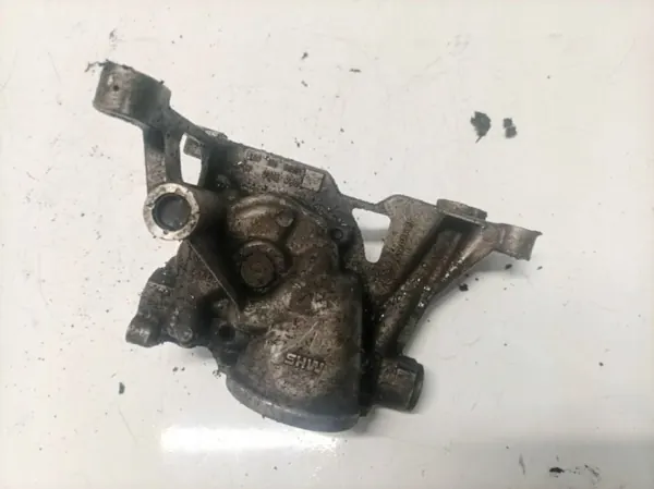 Pompe à huile OEM 059115105G pour Audi A6 2.5L 1998 image 3