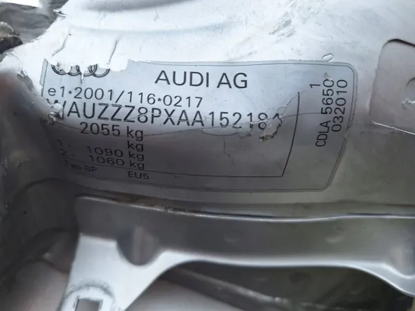 AUDI-S3-8PA Kattoverho Musta Kompletti Käytetty image 4
