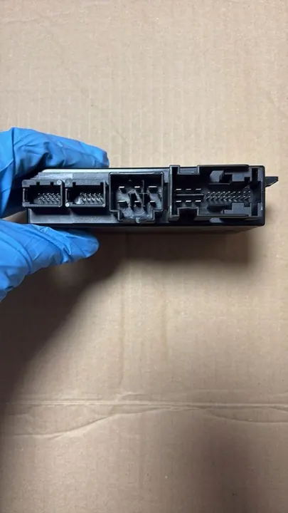 Módulo de Controle de Reboque VW Passat B8 5Q0907383G image 3