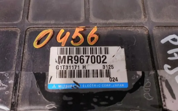 Mitsubishi OE MR967002 vaihteiston ohjausmoduuli image 4