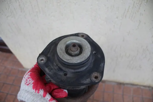 Ammortizzatore McPherson sinistro VW Passat B6 2.0 TDI image 3