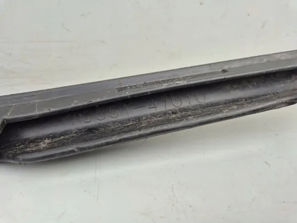 TOYOTA PRIUS II Framskärmar Hokej 76851-47010 image 9