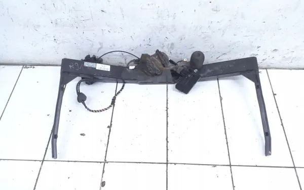 Gancho de reboque VW Tiguan OEM 5N0803880F 2007-2016 image 3