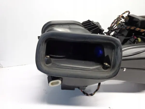 Núcleo de calefacción Mercedes C W203 Sedan OEM 2098300162 image 4