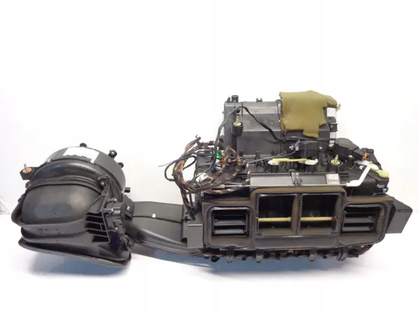Núcleo de calefacción Mercedes C W203 Sedan OEM 2098300162 image 6