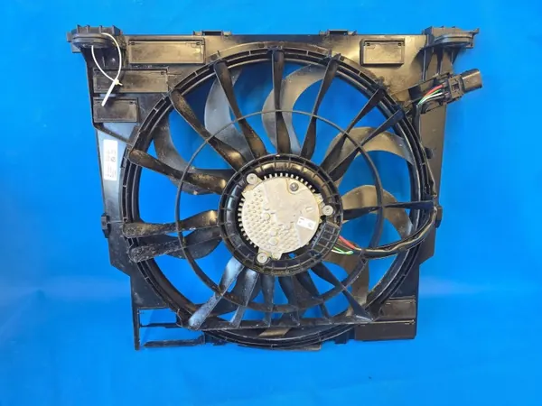 Ventilateur de refroidissement OEM QUA11497 pour BMW G70 G60 image 2