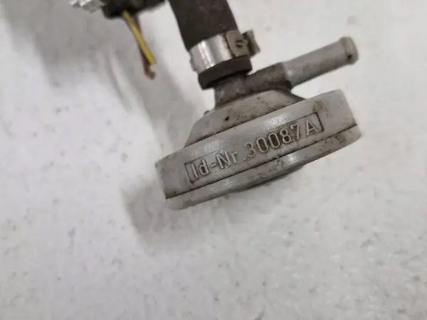Webasto polttoainepumppu Audi Q7 4L 3.0 TDI OEM 30087A image 6