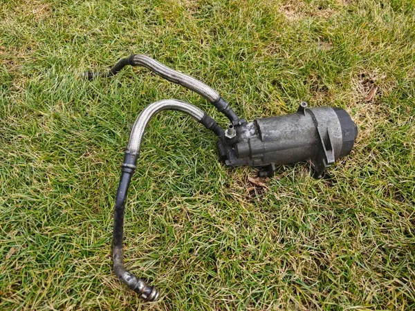 BMW Ölfiltergehäuse OEM 11427511169 - Gebraucht image 2