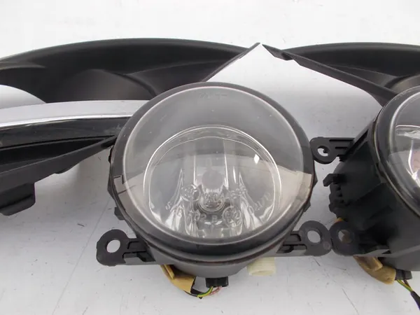 Faróis de Neblina Halógenos Esquerdo Direito Grelha Para-choque Citroen C4 Grand Picasso image 3