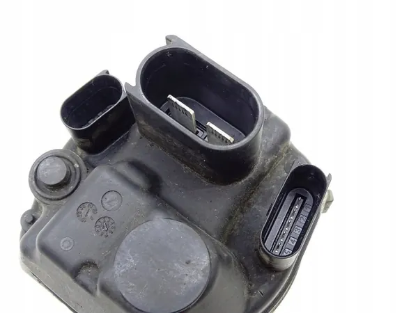 Styrhus OEM 5Q0909144T för Audi A3 8V image 3