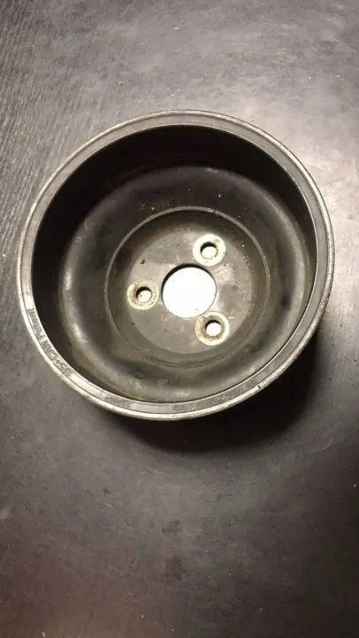 Polea de bomba de agua OEM A1042000305 Mercedes-Benz image 3