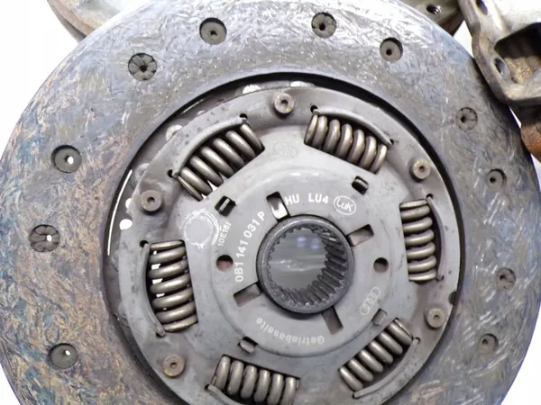 Kit de Embreagem de Dupla Massa Audi A4 B8 A5 8T A6 C7 2.0 TDI image 3