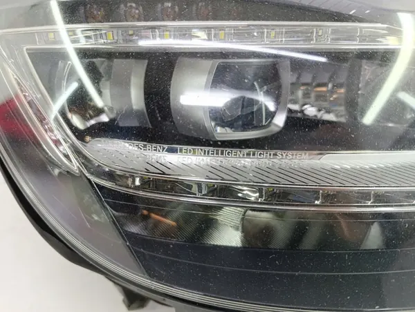 MERCEDES W218 RECHTER FULL LED LAMP A2188208861 image 4