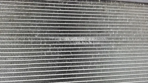 Vattensradiator Mercedes C63 AMG W205 W213 A0995005303 image 7