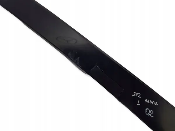 OEM 2126902882 Linker daklijst Mercedes W212 Sedan image 4