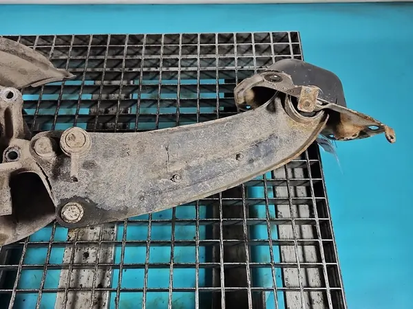 Mozzo ruota posteriore sinistro VW Tiguan I 1.4 TSI image 6