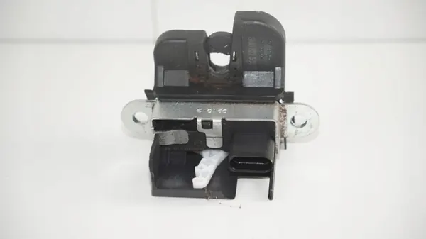 Serrure de hayon OEM 360189901 pour VW Golf 6 VI image 5